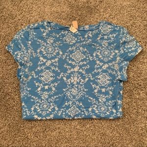 BKE vintage pattern tee